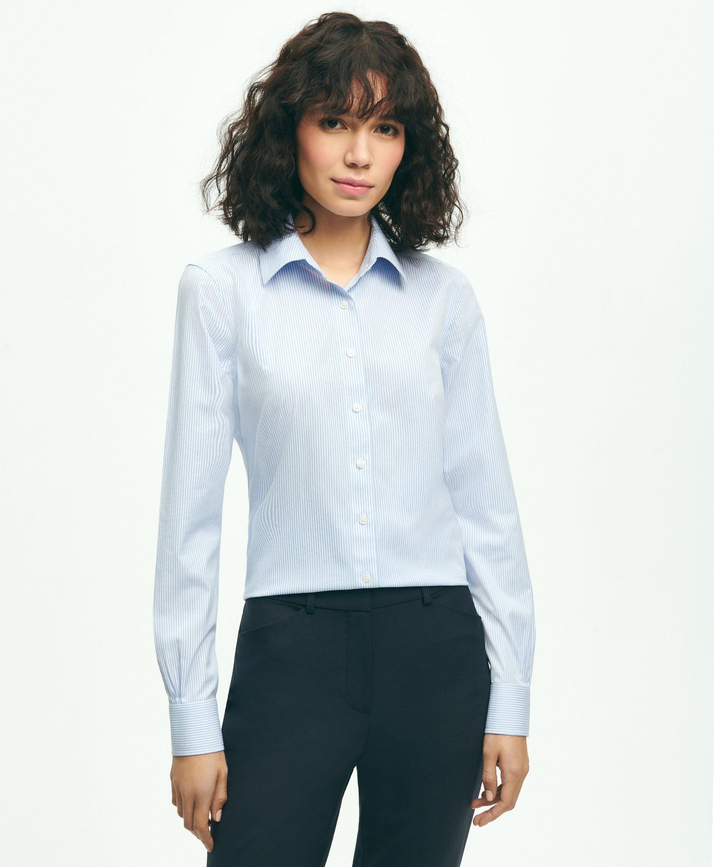 Fitted Stretch Supima Cotton Non-Iron Mini Stripe Dress Shirt - Brooks Brothers Canada